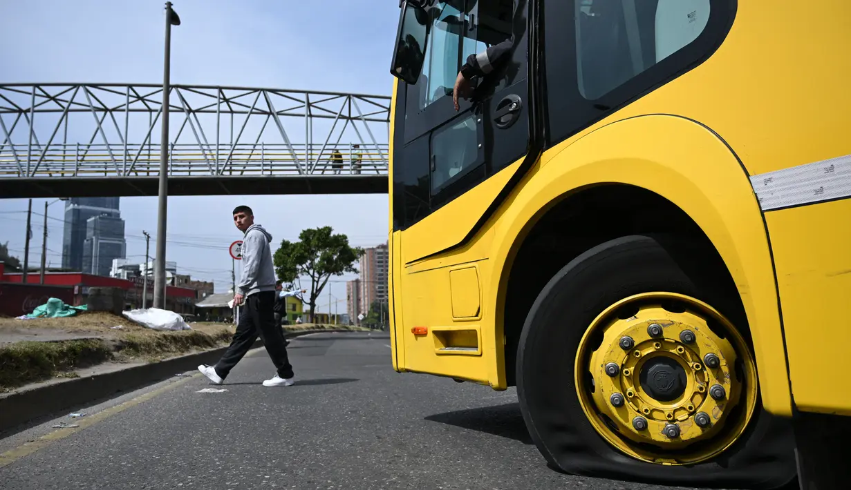 Serikat pengemudi truk mengatakan bahwa rencana pemerintah untuk menghapus subsidi bahan bakar diesel akan mendorong bisnis mereka ke ambang kebangkrutan. (Raul ARBOLEDA / AFP)