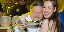 Penyanyi dan pemeran Bunga Citra Lestari genap 40 tahun pada 22 Maret 2023. Merayakan hari lahirnya, ia menggelar pesta bersama teman-teman selebriti. Berikut beberapa  potretnya perayaan ultah BCL. [Instagram/gadiiing]