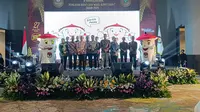 Perwakilan Forkopimda Garut saat peluncuran Maskot dan Jingle Pilkada Garut 2024 di Hotel Santika, Cipanas, Garut, Ahad (2/6/2024). (Liputan6.com/Jayadi Supriadin)