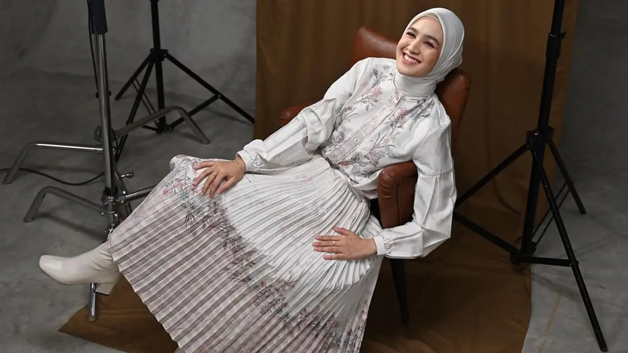 6 Outfit Padu Padan Rok Ala Cut Syifa yang Cocok untuk Kondangan