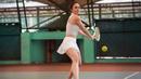 Melalui unggahan di akun instagramnya, Wulan Guritno membagikan potret dirinya sedang berolahraga tenis. “Keep calm and serve an ace,” tulis Wulan Guritno di Instagram. (Instagram/wulanguritno)