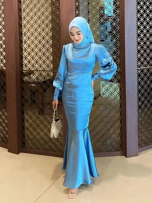 7 Rekomendasi Model Baju Bridesmaid Bahan Satin Polos Terbaru 2024