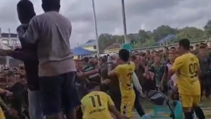 Bentrok Aparat TNI-Brimob Gegerkan Buton Selatan, Polisi Terluka di Lakarada