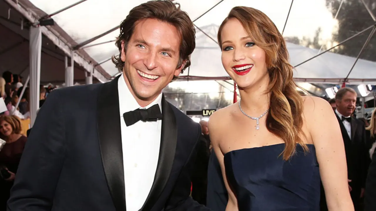 Bradley Cooper dan Jennifer Lawrence