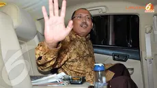 Janedri meminta kepada wartawan untuk berhenti mengajukan pertanyaan kepada dirinya. (Liputan6.com/Johan Tallo).