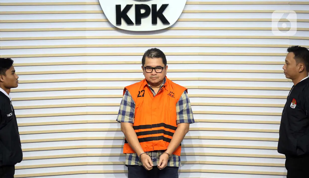 Hendi disebut-sebut menerima komitmen fee sebesar SGD 500.000 dari Komisaris Utama PT Inti Alasindo Energy (IAE), Arso Sadewo (AS). (Liputan6.com/Helmi Fithriansyah)