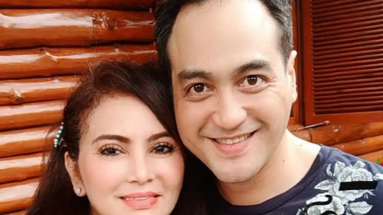 6 Potret Anggia Novita, Istri Ferry Irawan yang Gugat Cerai Suami saat Sakit