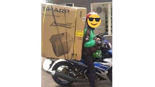 Potret 5 Driver Ojek Online Antar Barang Oversize Ini Perjuangan Banget