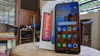 Hands-on Redmi 8A Pro. (Liputan6.com/ Yuslianson)