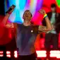 Vokalis dari band rock Inggris Coldplay, Chris Martin tampil pada festival musik Rock in Rio di Rio de Janeiro, Brasil, Minggu (11/9/2022). Chris Martin memuji penampilan penonton Rock in Rio 2022. (AP Photo/Bruna Prado)