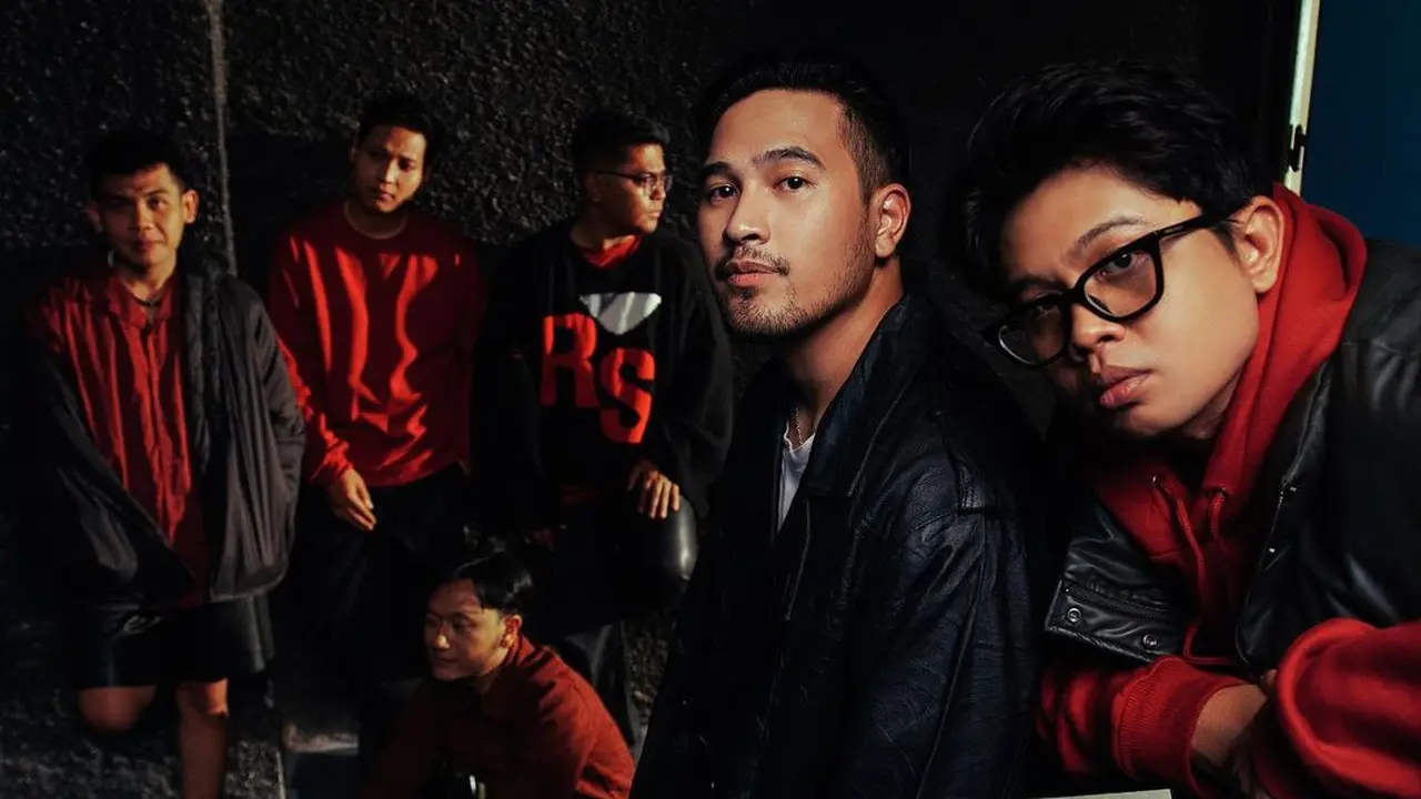 Juicy Luicy dan Adrian Khalif. (Foto: Dok. Instagram @juicyluicyband)