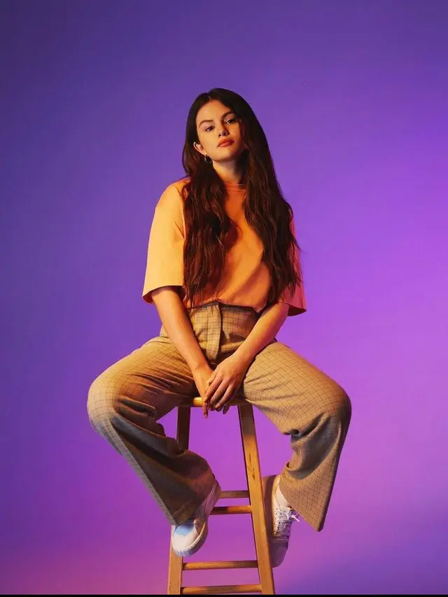 Patahkan Stigma, Selena Gomez akan Luncurkan Platform Kesehatan Mental