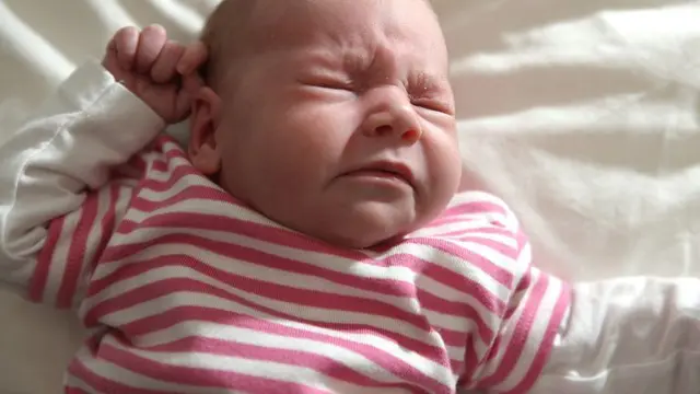 Potret Lucu Bayi Sebelum Bersin ini Bikin Makin Gemes