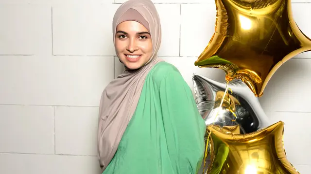 Ilustrasi ulang tahun, muslimah