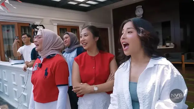 8 Potret Nikita Willy Adakan Lomba Fashion Show Karyawan, Bikin Bumil Terhibur