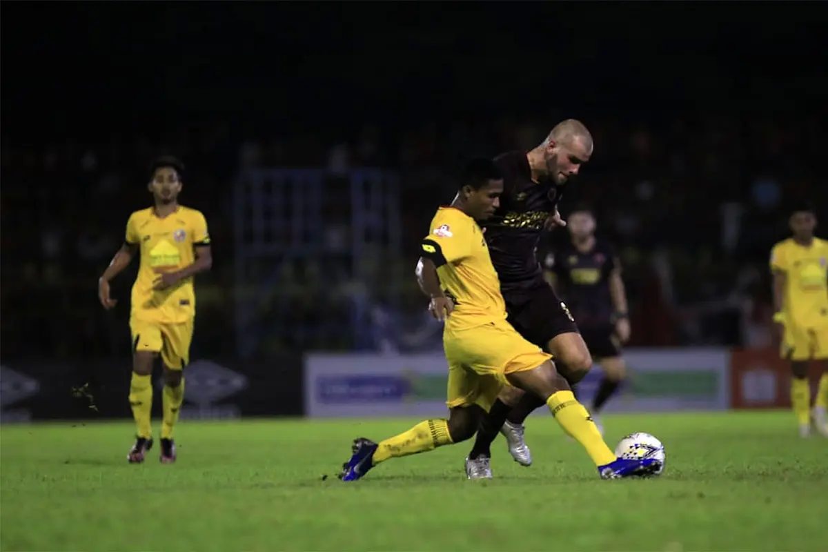 PSM Makassar vs Semen Padang