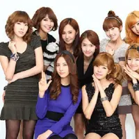 Lagu Dancing Queen milik SNSD dituduh plagiat dari lagu berjudul Mercy. Lagu Dancing Queen adalah lagu remake dari lagu Mercy pada 2008, karena masalah hak cipta lagu ini baru rilis pada 2012. (Foto: allkpop.com)