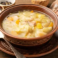 ilustrasi sup kubis kentang/nesavinov/Shutterstock