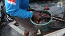 Pesta laut atau nadran dilaksanakan setiap tahunnya di wilayah Kaliadem yang merupakan salah satu adat budaya kebiasaan warga kampung nelayan. (merdeka.com/Imam Buhori)
