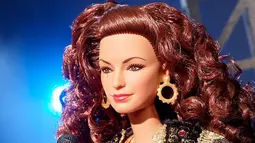 Boneka Barbie edisi Gloria Estefan. (Foto: Instagram/ barbie)