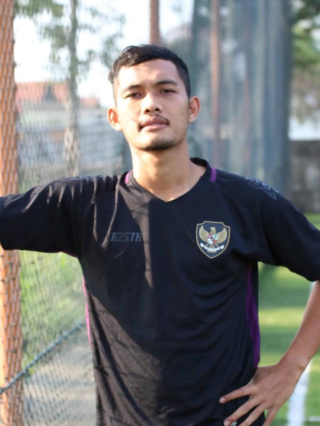 5 Potret Dandi Maulana, Bek Anyar Persebaya Surabaya