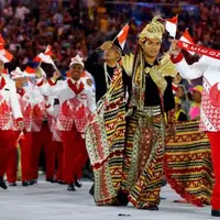 Inilah sederet kicauan masyarakat dunia yang mengaku terpana melihat kostum Indonesia di Olimpiade Rio de Janeiro 2016. (REUTERS/Kai Pfaffenbach)
