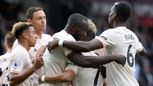 FOTO: Romelu Lukaku 2 Gol, Manchester United Bungkam Burnley