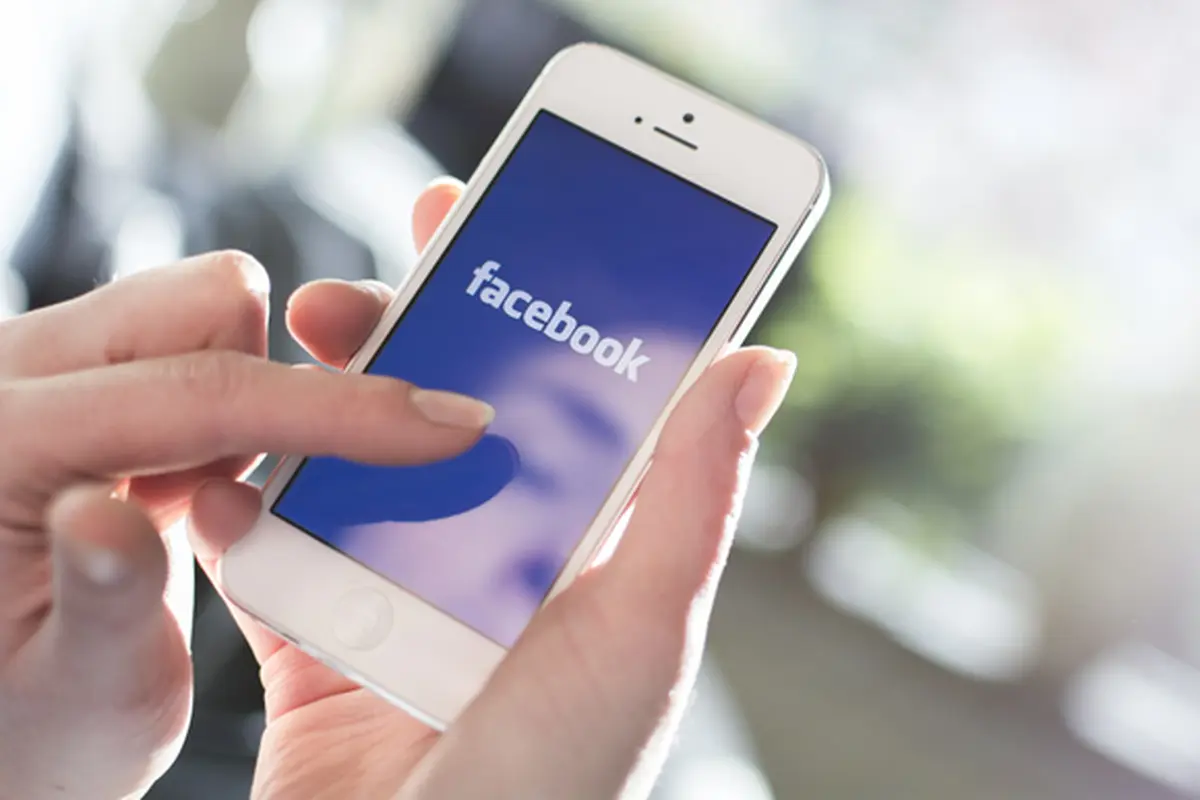 20 Orang Ini Pertama Kali Punya Facebook