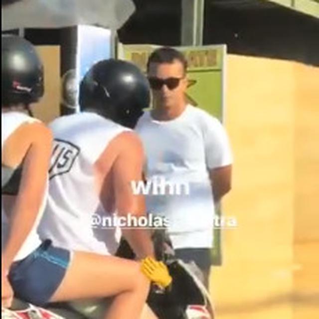 Viral Video Nicholas Saputra Pernah Tegur WNA Berkendara di Trotoar, Bikin Salut