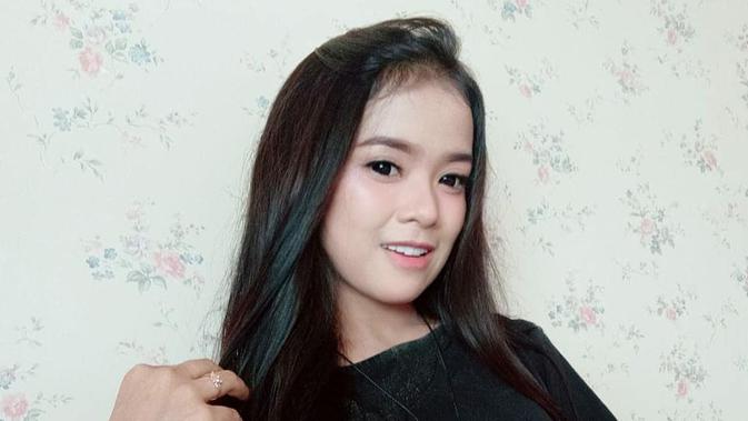 veni vero ingin ikuti jejak sukses elvy sukaesih