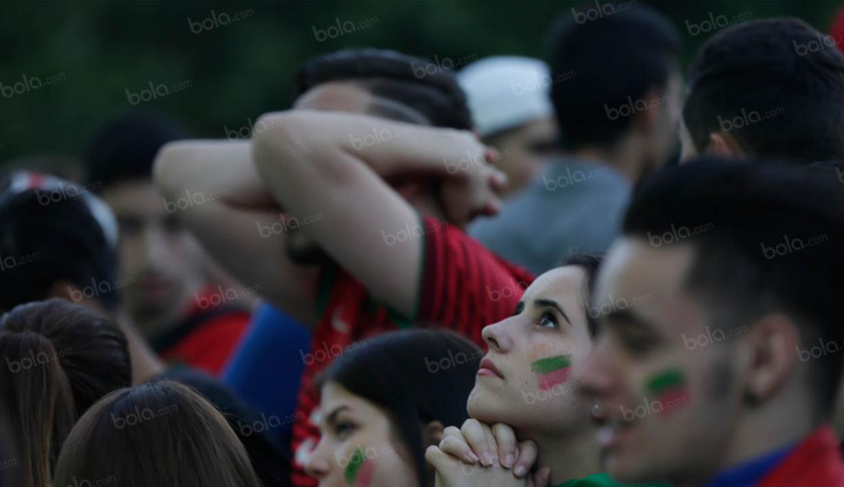 Tak dipungkiri lagi, Cristiano Ronaldo merupakan harapan para fans Portuga termasuk para wanital untuk menjadi mesin pencetak gol bagi Portugal. (Bola.com/Vitalis Yogi Trisna)