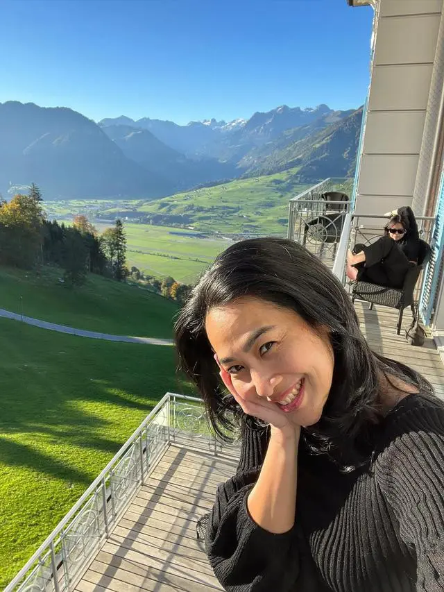 Feni Rose bahagia dengan status janda (Instagram/fenirose)