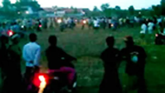 Kericuhan Pertandingan Sepakbola di Madura