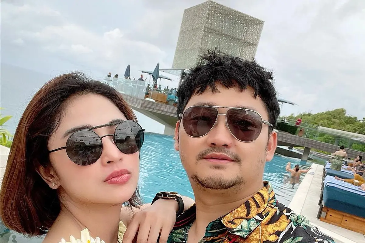 Proses cerai, ini potret kenangan Angga Wijaya dan Dewi Perssik saat masih mesra (Foto: Instagram @anggawijaya88)