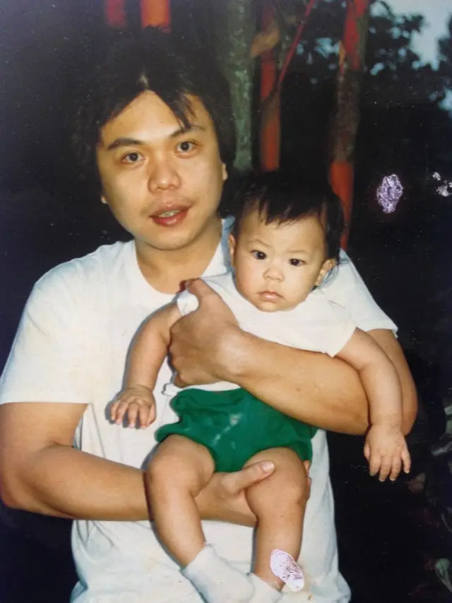 Genap 31 Tahun, Ini 6 Foto Masa Kecil Hingga Remaja Fero Walandouw