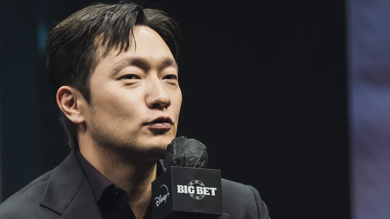 Son Suk Ku