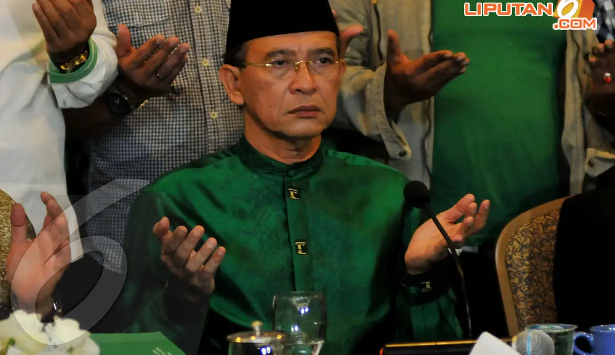 Rapat yang dimulai pukul 14.00 WIB ini dipimpin oleh Ketua Umum PPP Suryadharma Ali atau SDA di kantor DPP PPP, Selasa (22/4/14). (Liputan6.com/Johan Tallo)