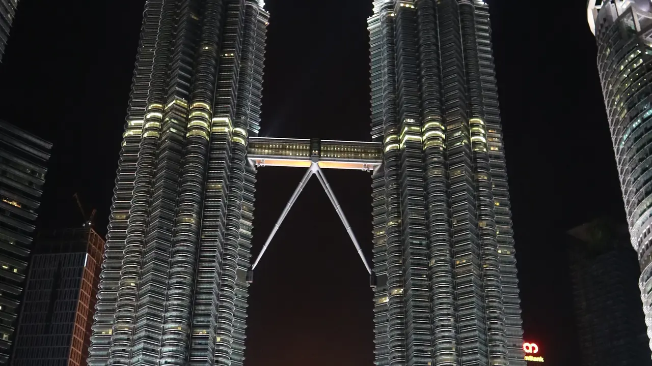 Hanya Rp 250 Ribu Bisa Ke Malaysia? Traveler Bisa Pakai Cara Ini