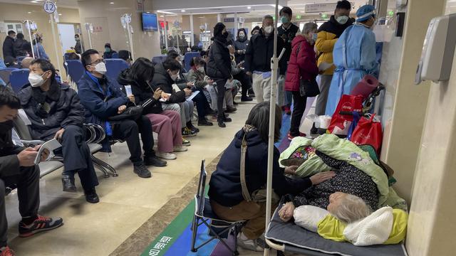 Rumah Sakit Beijing Kekurangan Tempat Tidur saat Kasus Covid-19 Menggila