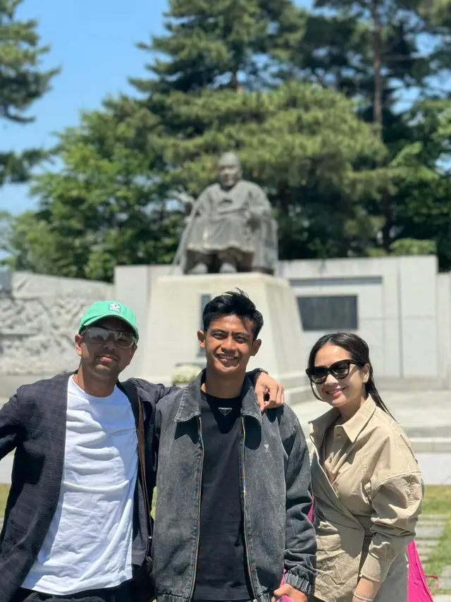 7 Momen Seru Raffi Ahmad Bareng Pratama Arhan dan Dita Karang di Korea Selatan
