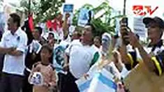 Ratusan kader PKS menggelar demonstrasi mengutuk kekejaman Israel yang menyerang kapal bantuan kemanusiaan dan menewaskan sejumlah relawan. Demonstran juga mengajak warga memboikot produk Amerika Serikat yang telah membela Israel. 