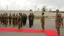 Panglima TNI beserta rombongan diterima oleh Komandan Kontingen Garuda di Lebanon, Minggu (12/4/2015). Kunjungan ini untuk mengetahui secara dekat pelaksanaan tugas Prajurit TNI  dalam misi PBB (Dok.TNI)