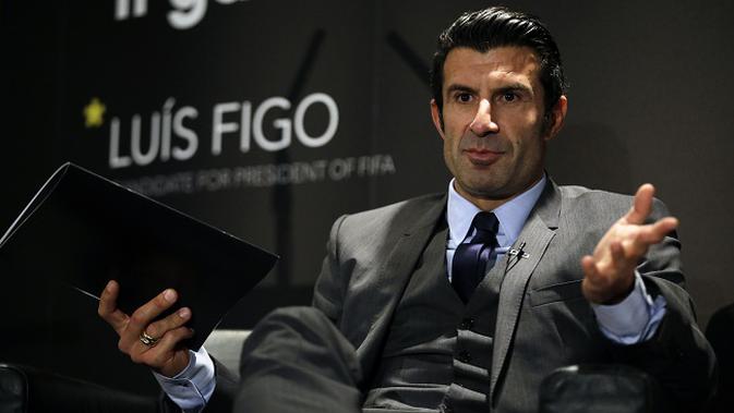 Luis Figo pernah membela Barcelona dan Real Madrid. (AP Photo/Matt Dunham, File)