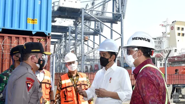 Jokowi di Tanjung Priok
