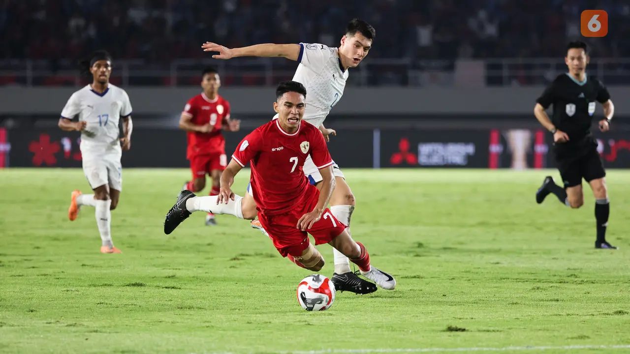 Foto: Frustrasinya Marselino Ferdinan saat Timnas Indonesia Ditaklukkan Filipina dan Tersingkir dari Piala AFF 2024