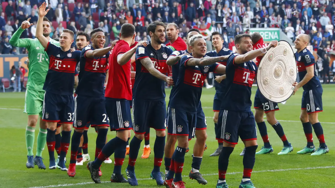 Bayern Munchen, FC Augsburg, Bundesliga