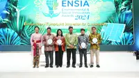 PT Sucofindo, bagian dari holding BUMN Jasa Survey (ID Survey), memberikan apresiasi kepada 156 pelaku usaha serta 15 local hero atas inovasi sosial dan lingkungan dalam acara Environmental and Social Innovation Award (ENSIA) tahun 2024 di Bali