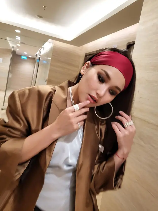 7 Potret Ayu Ting Ting Disebut Bak Idol K-Pop Ini Jadi Sorotan