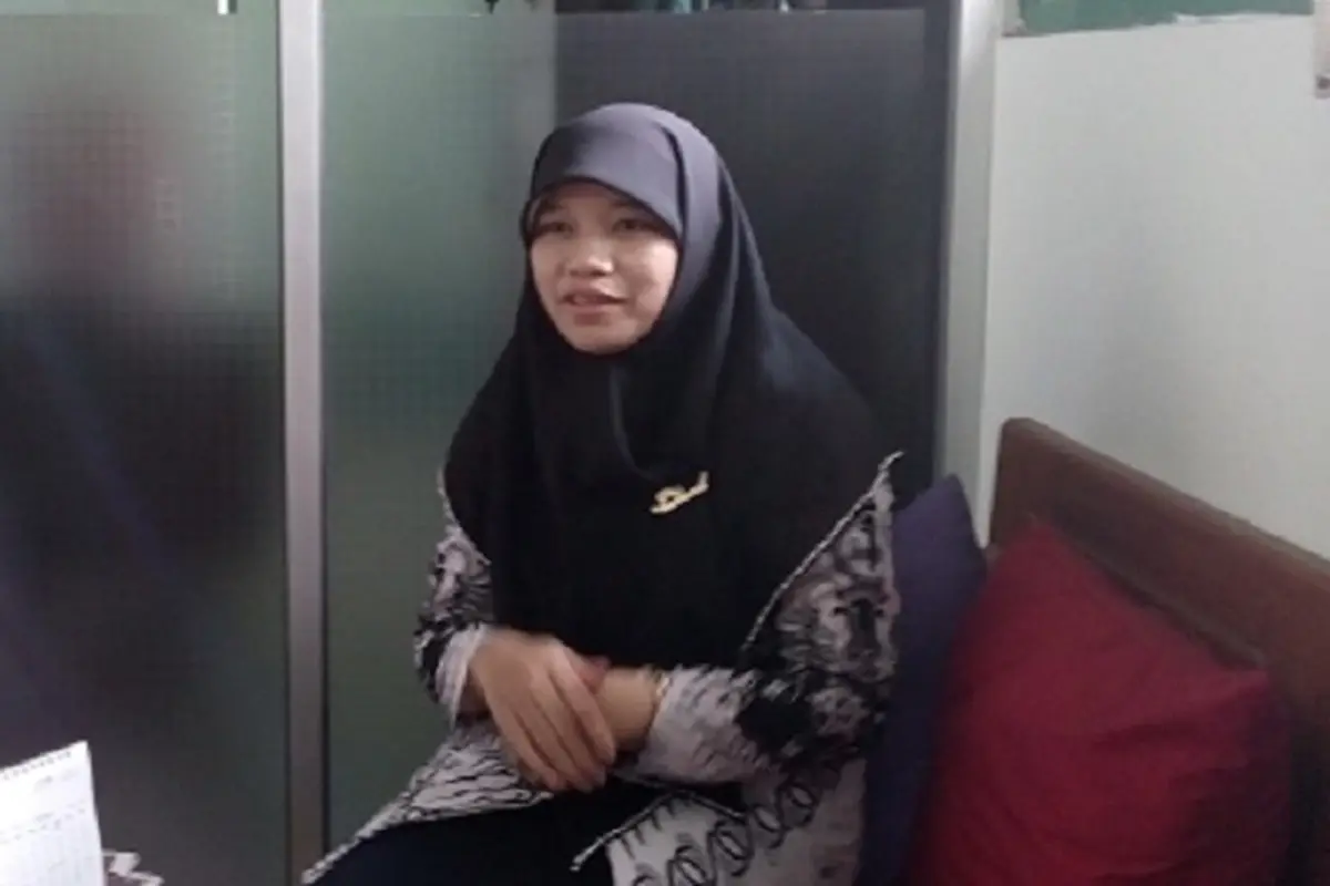 Perkenalkan, Etyk Sang Guru Berprestasi 2015