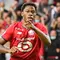 Jonathan David - Pemain timnas Kanada tampil tajam untuk Lille musim ini. Dia berhasil mencetak 16 gol dari 34 pertandingan di semua kompetisi. Bomber yang kini memasuki usia 22 tahun cocok untuk investasi jangka panjang Manchester United. (AFP/Denis Charlet)